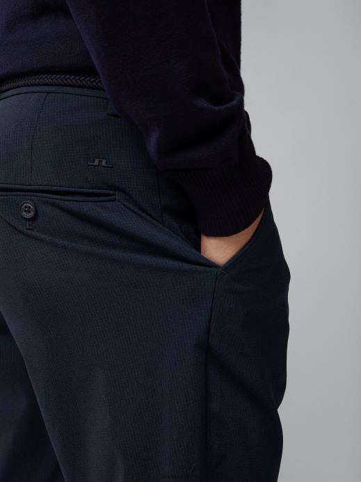 Men J.Lindeberg Navy Vent Slim Golf Shorts Clothing 8R62491